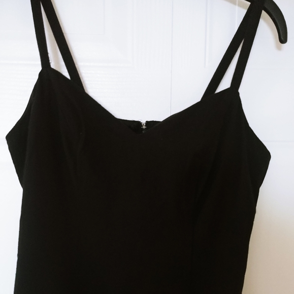 Mini black party dress with fringes - Picture 3 of 6